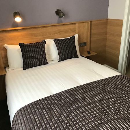 דבלין Kennedys B&B Drumcondra מראה חיצוני תמונה
